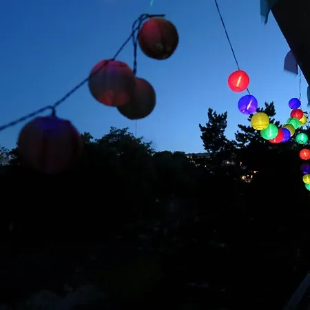 Beau 4 Pieces Dans Coin De Verdure Parijs