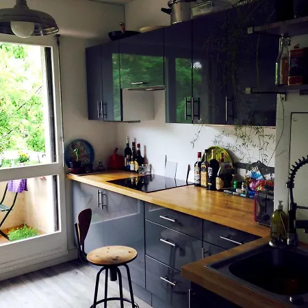 Beau 4 Pieces Dans Coin De Verdure *